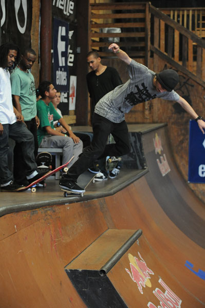 Ryan Pearce's backside nosegrinds up the escalator